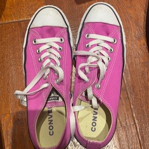 Coverse women’s shoes
